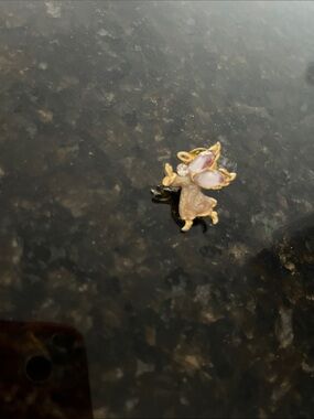 Gold-Tone Angel  Pendant pin